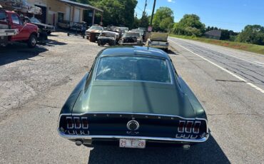Ford-Mustang-1967-Fastback-10