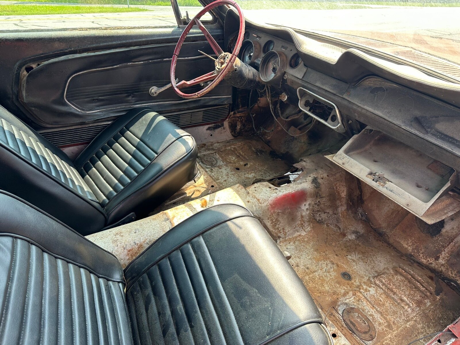Ford-Mustang-1967-Fastback-14