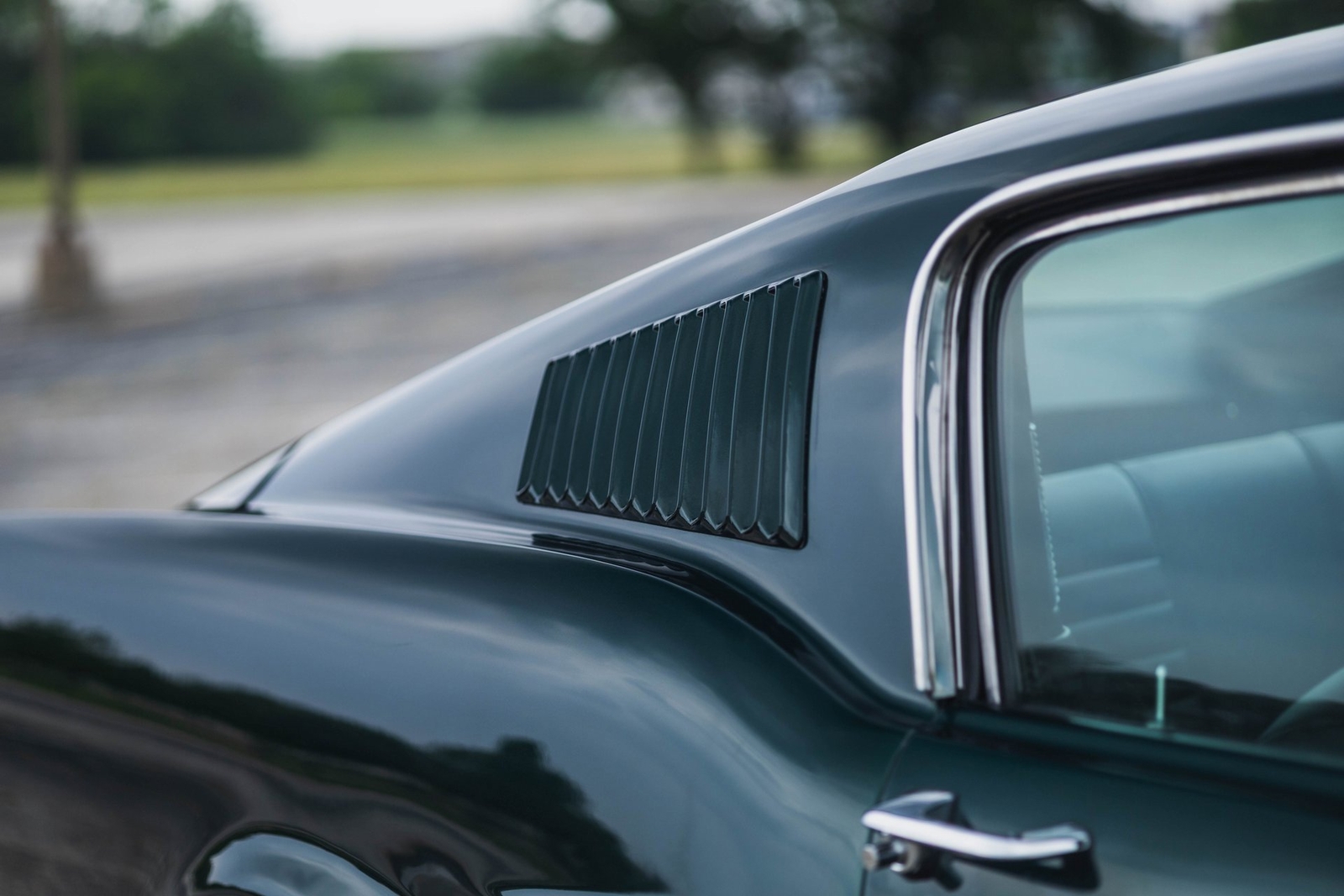 Ford-Mustang-1967-Fastback-17