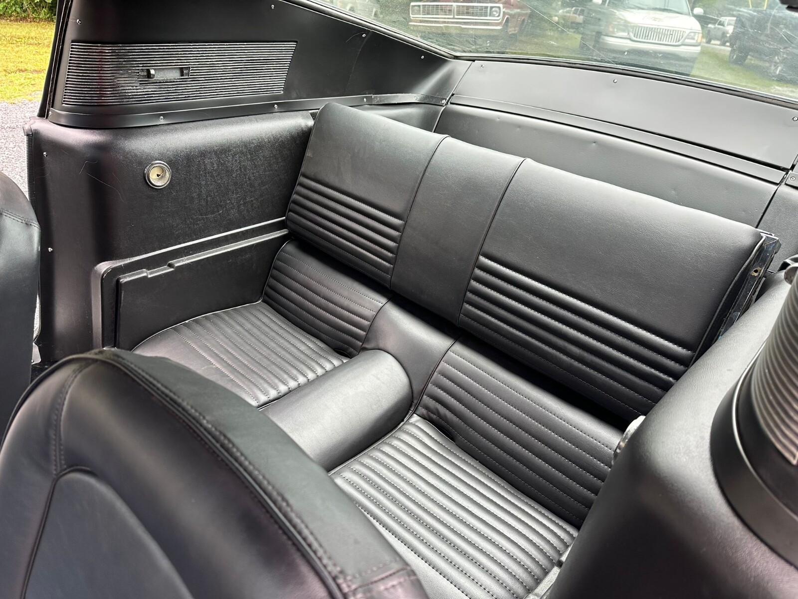 Ford-Mustang-1967-Fastback-23