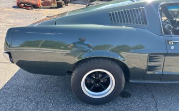 Ford-Mustang-1967-Fastback-24