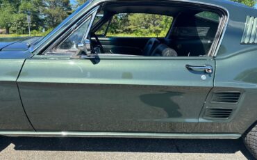 Ford-Mustang-1967-Fastback-27