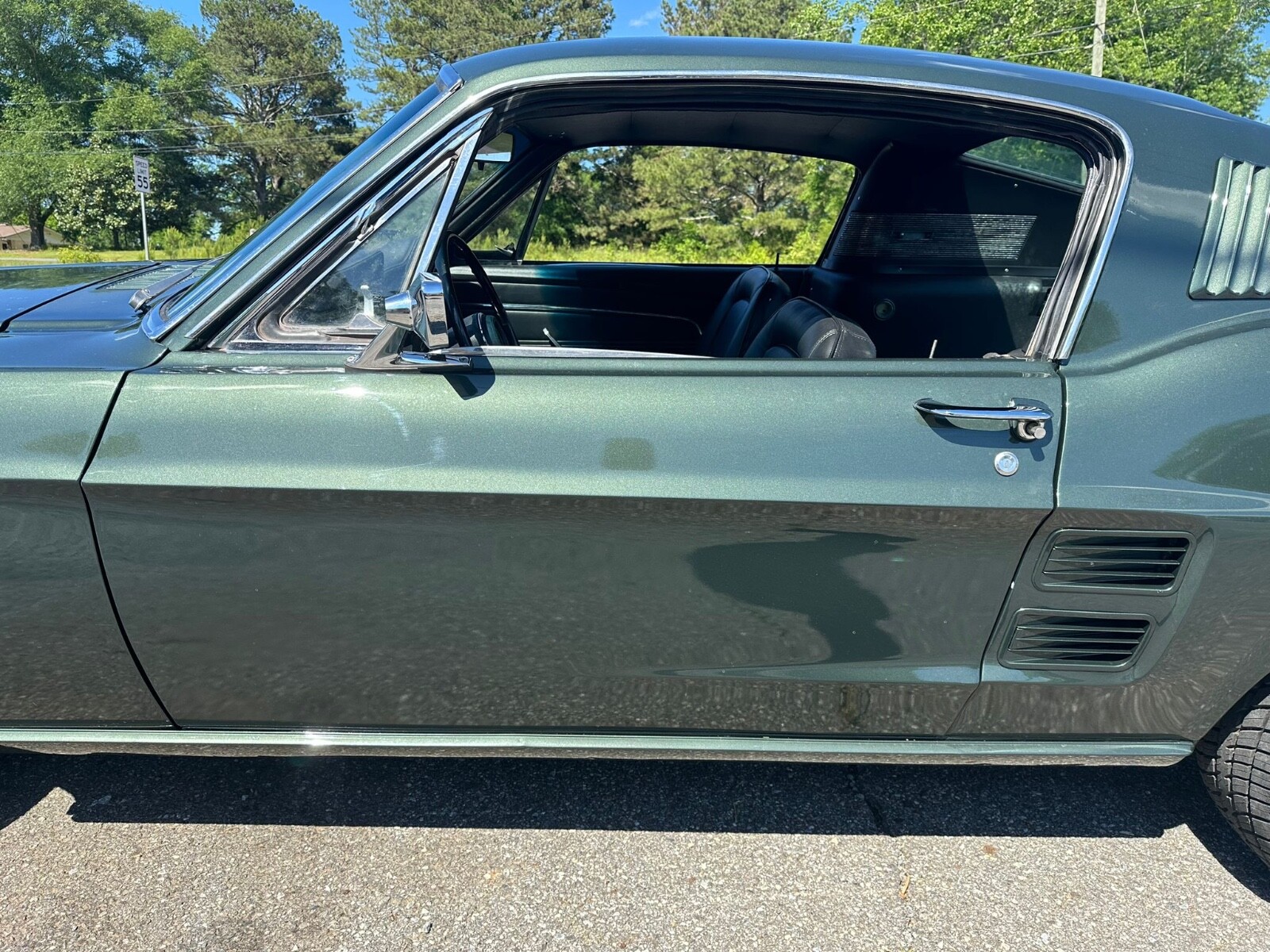 Ford-Mustang-1967-Fastback-27