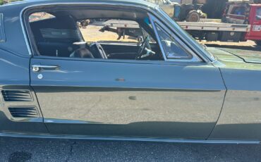 Ford-Mustang-1967-Fastback-31