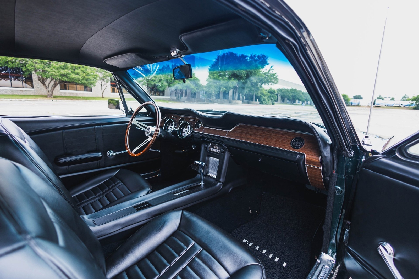 Ford-Mustang-1967-Fastback-33