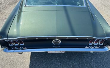 Ford-Mustang-1967-Fastback-34