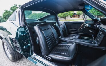 Ford-Mustang-1967-Fastback-34