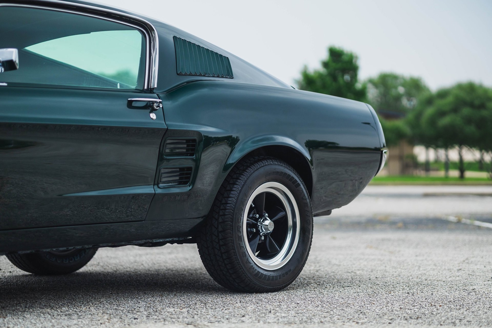 Ford-Mustang-1967-Fastback-6