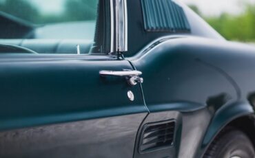 Ford-Mustang-1967-Fastback-8