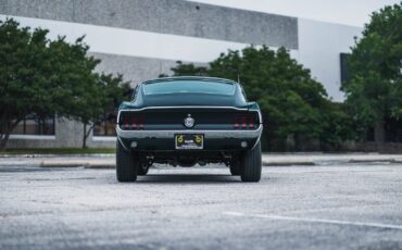 Ford-Mustang-1967-Fastback-9