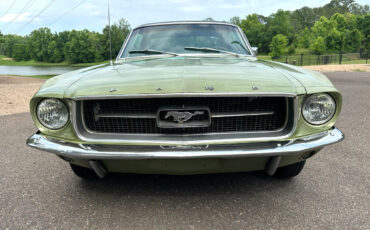 Ford-Mustang-1967-Sedan-11