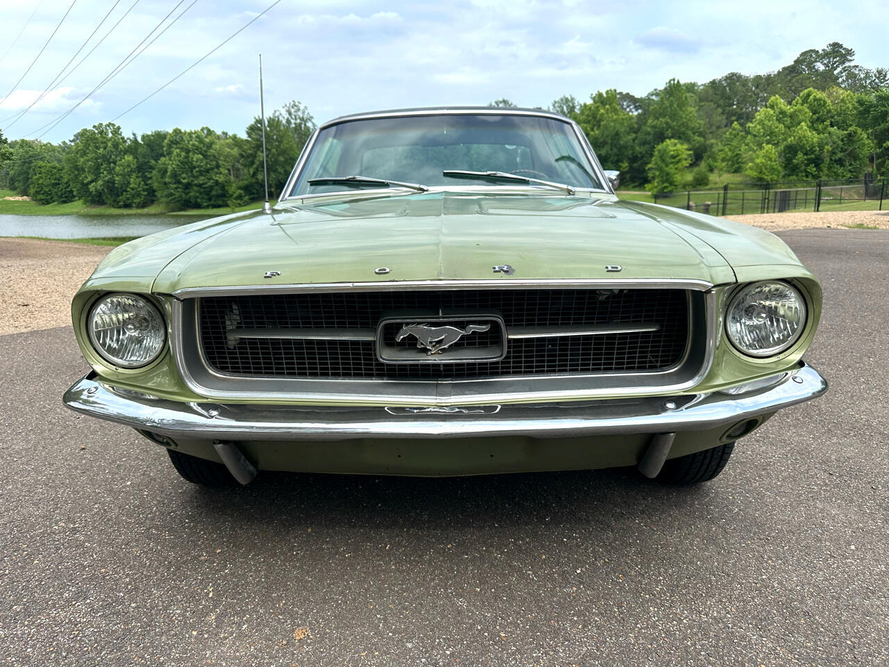 Ford-Mustang-1967-Sedan-11