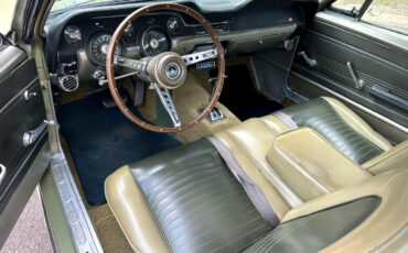 Ford-Mustang-1967-Sedan-15
