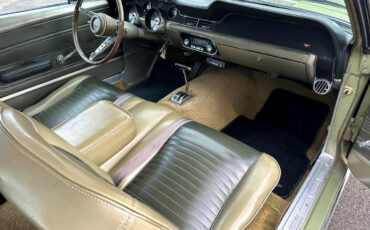 Ford-Mustang-1967-Sedan-16