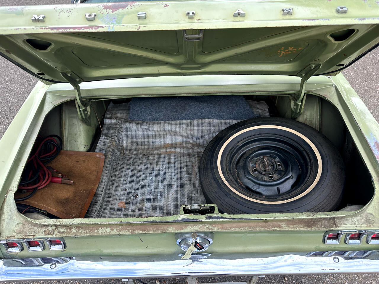 Ford-Mustang-1967-Sedan-24
