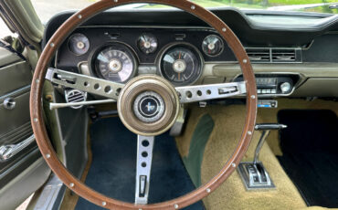 Ford-Mustang-1967-Sedan-5