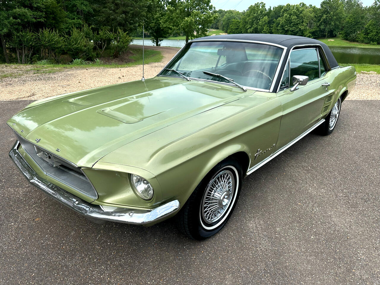 Ford Mustang 1967 Sedan