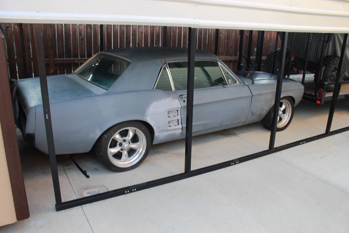 Ford Mustang  1967 grey