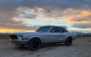 Ford-Mustang-1967-silver-4