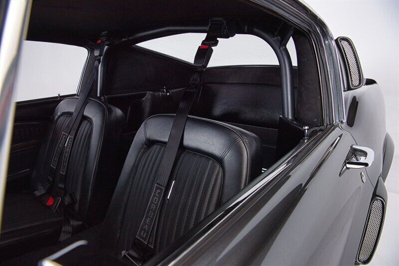 Ford-Mustang-1968-22