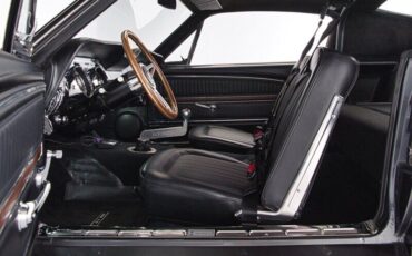 Ford-Mustang-1968-24
