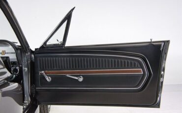 Ford-Mustang-1968-35