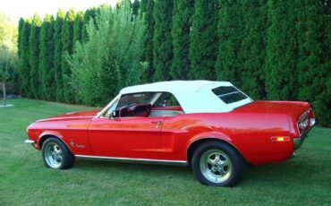 Ford-Mustang-1968-Convertible-2