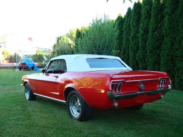 Ford-Mustang-1968-Convertible-4
