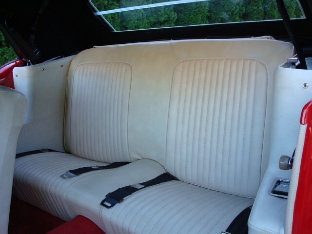 Ford-Mustang-1968-Convertible-9