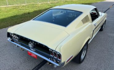 Ford-Mustang-1968-fastback-13