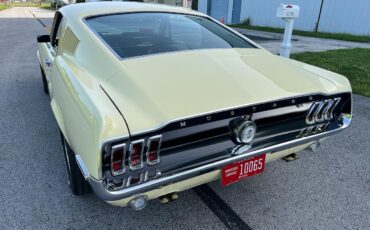 Ford-Mustang-1968-fastback-33