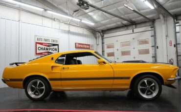 Ford-Mustang-1969-18