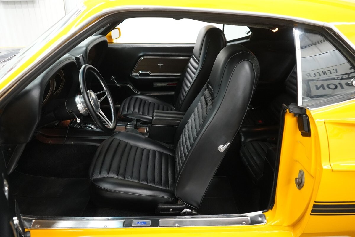 Ford-Mustang-1969-38