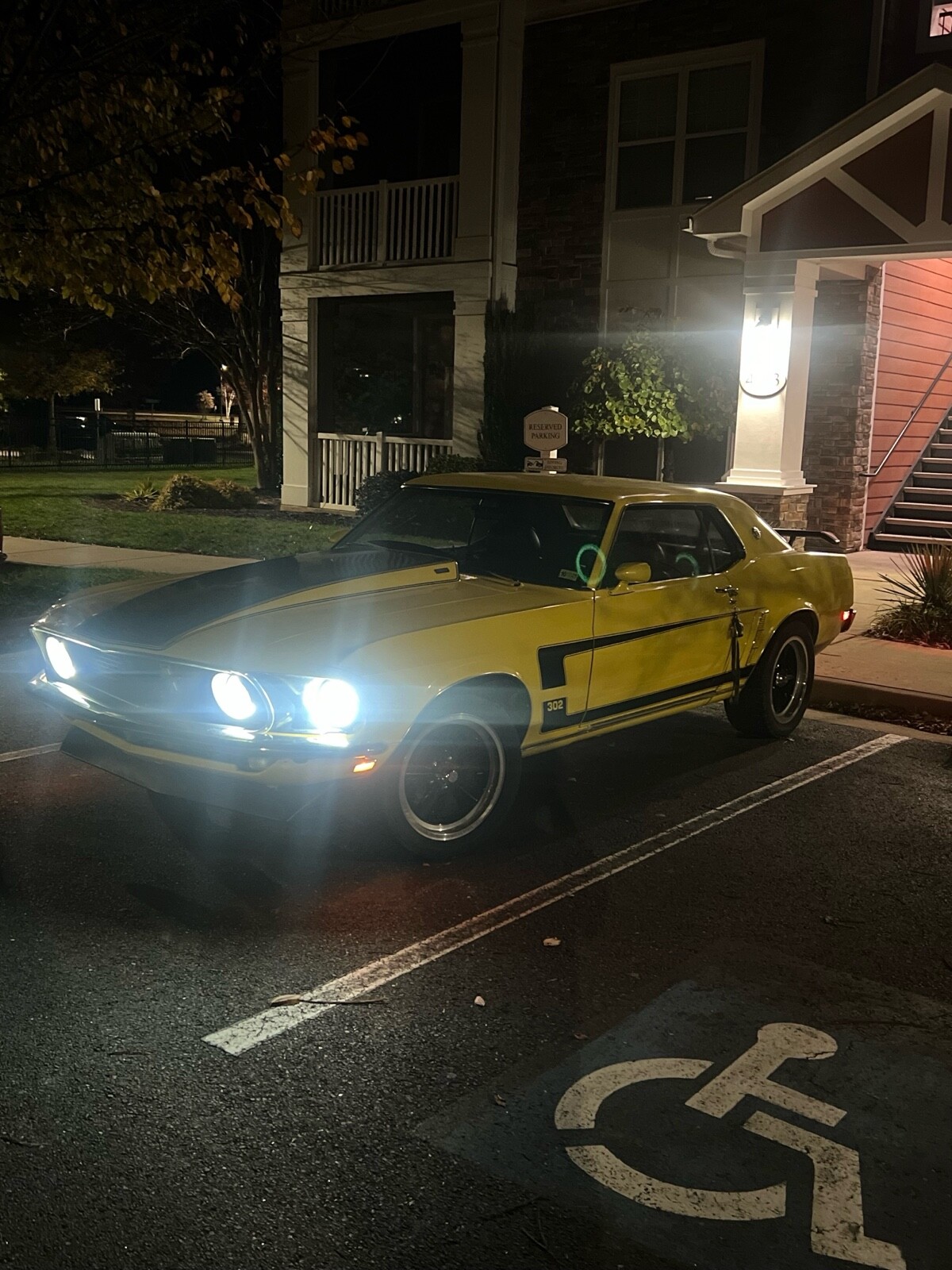 Ford-Mustang-1969-4