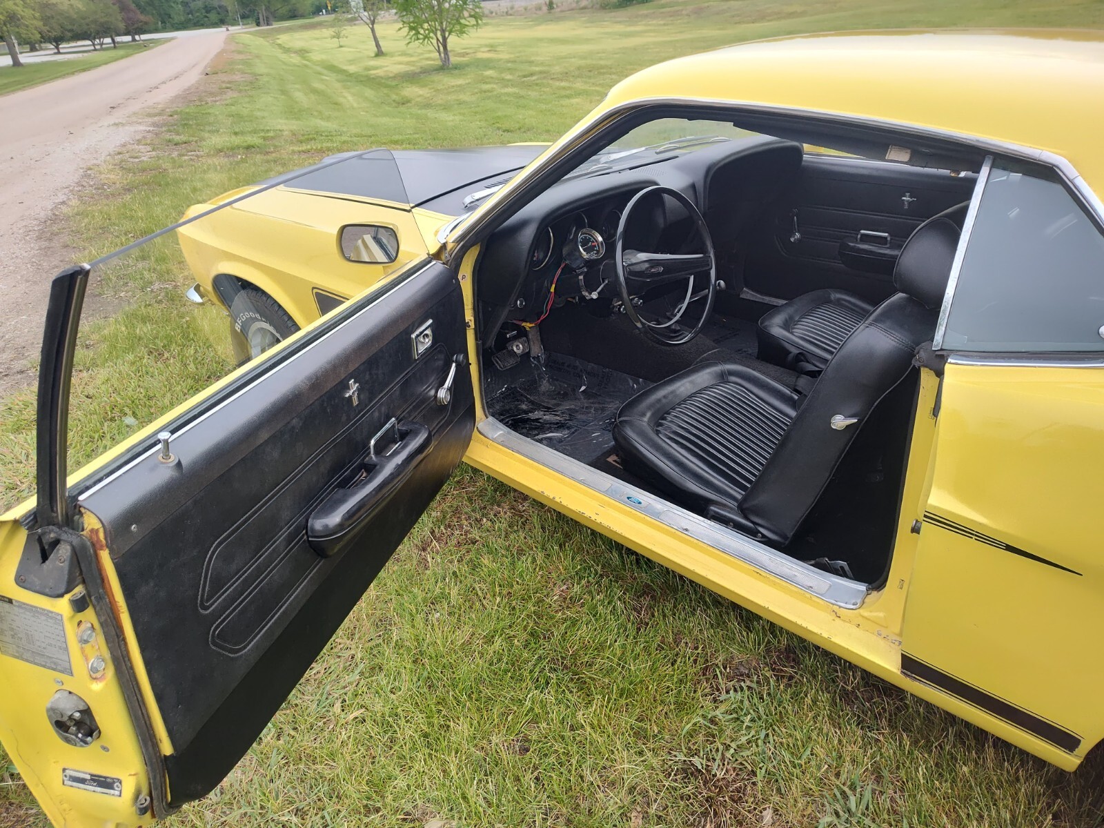 Ford-Mustang-1969-Fastback-10