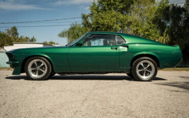 Ford-Mustang-1969-Fastback-10