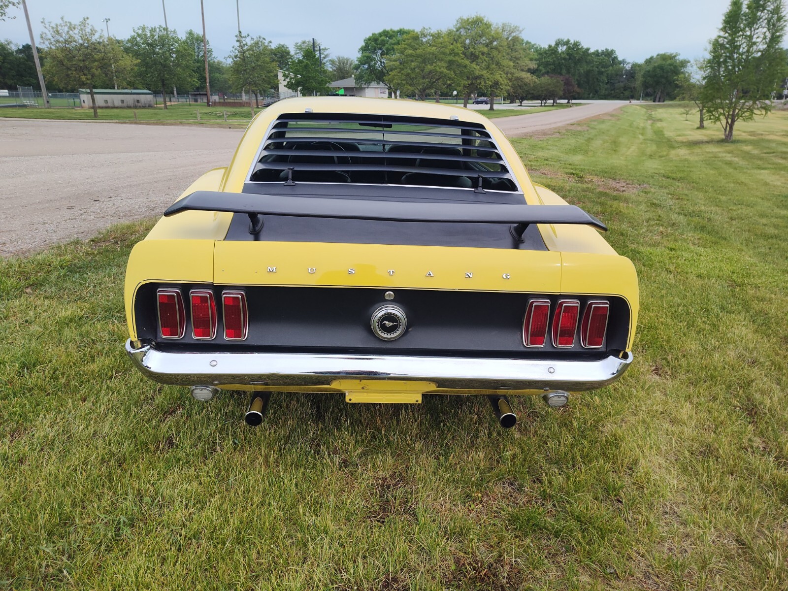 Ford-Mustang-1969-Fastback-4