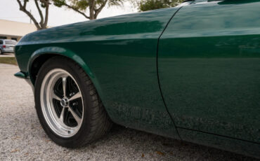 Ford-Mustang-1969-Fastback-4