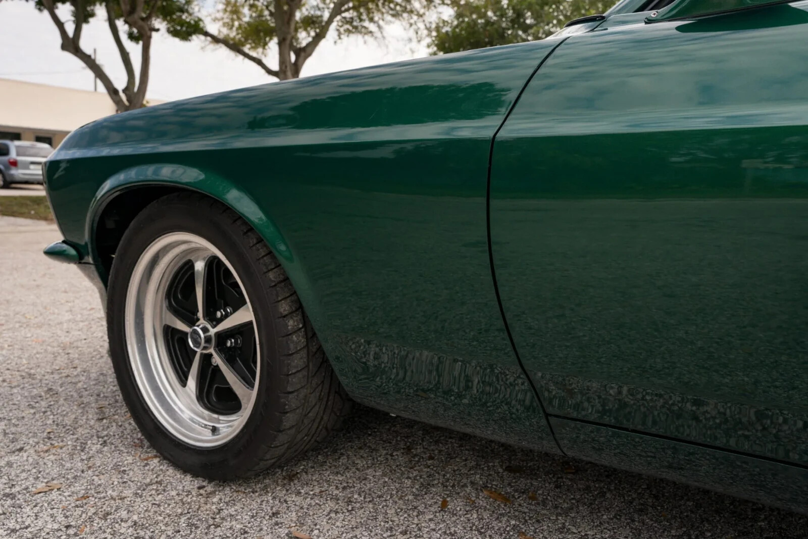 Ford-Mustang-1969-Fastback-4