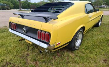 Ford-Mustang-1969-Fastback-5