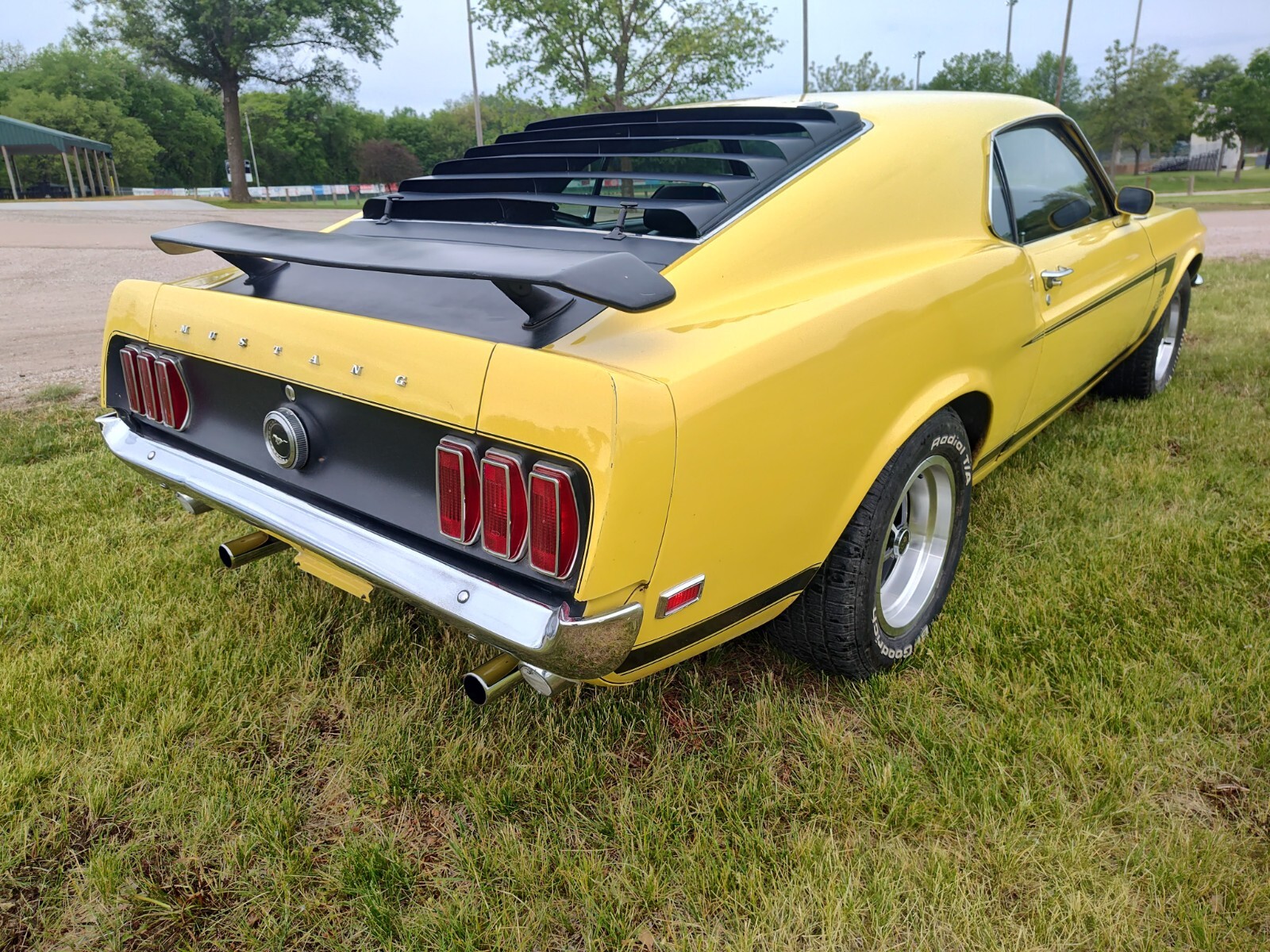 Ford-Mustang-1969-Fastback-5