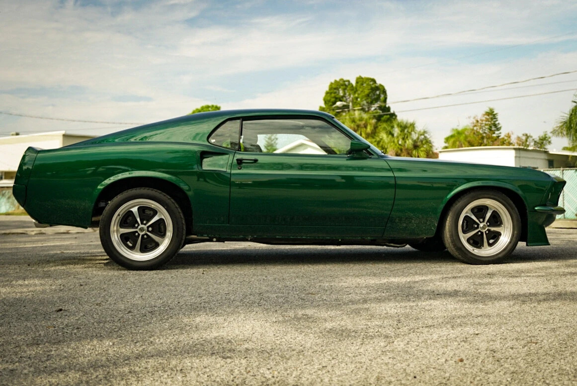 Ford-Mustang-1969-Fastback-8