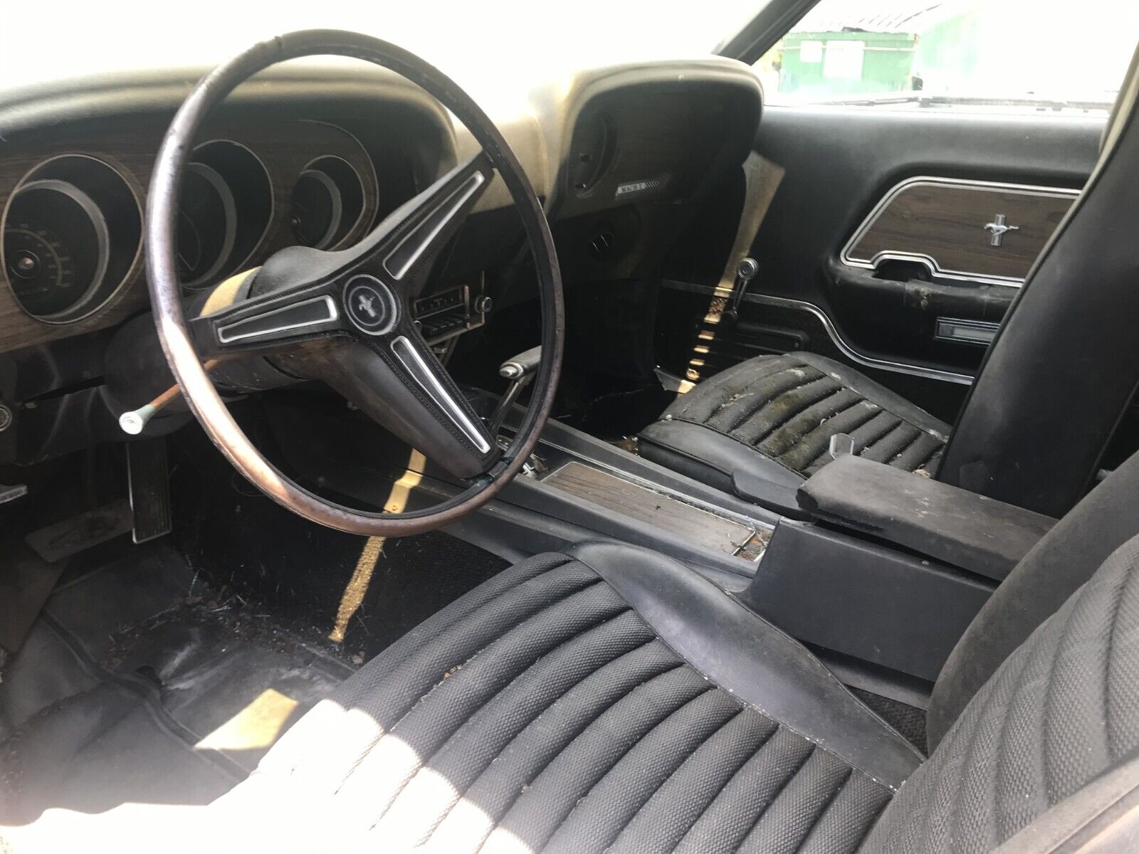 Ford-Mustang-1970-Coupe-4