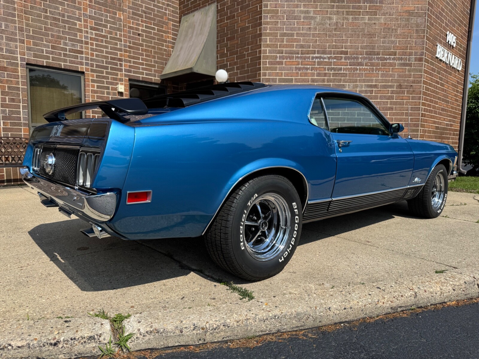 Ford-Mustang-1970-Fastback-14