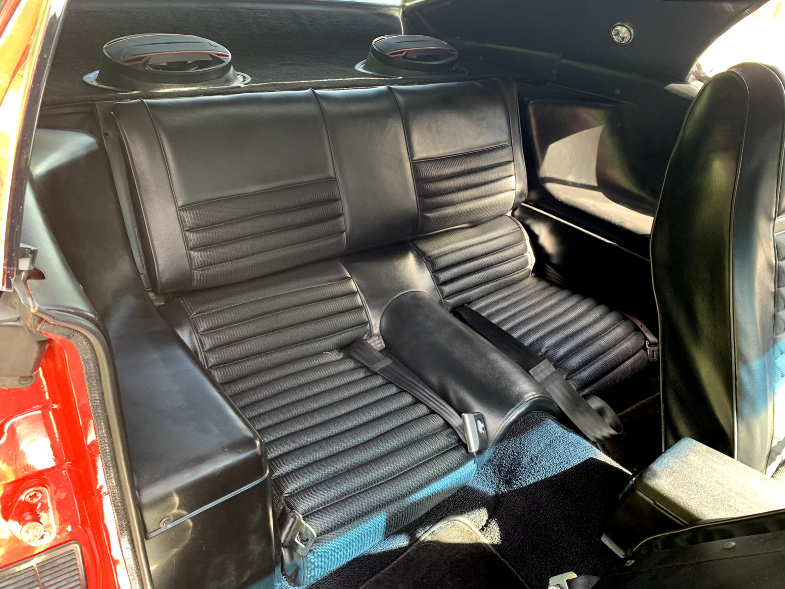 Ford-Mustang-1970-Fastback-14