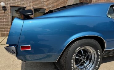 Ford-Mustang-1970-Fastback-15