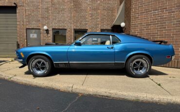 Ford-Mustang-1970-Fastback-2