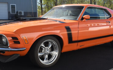 Ford-Mustang-1970-Fastback-2