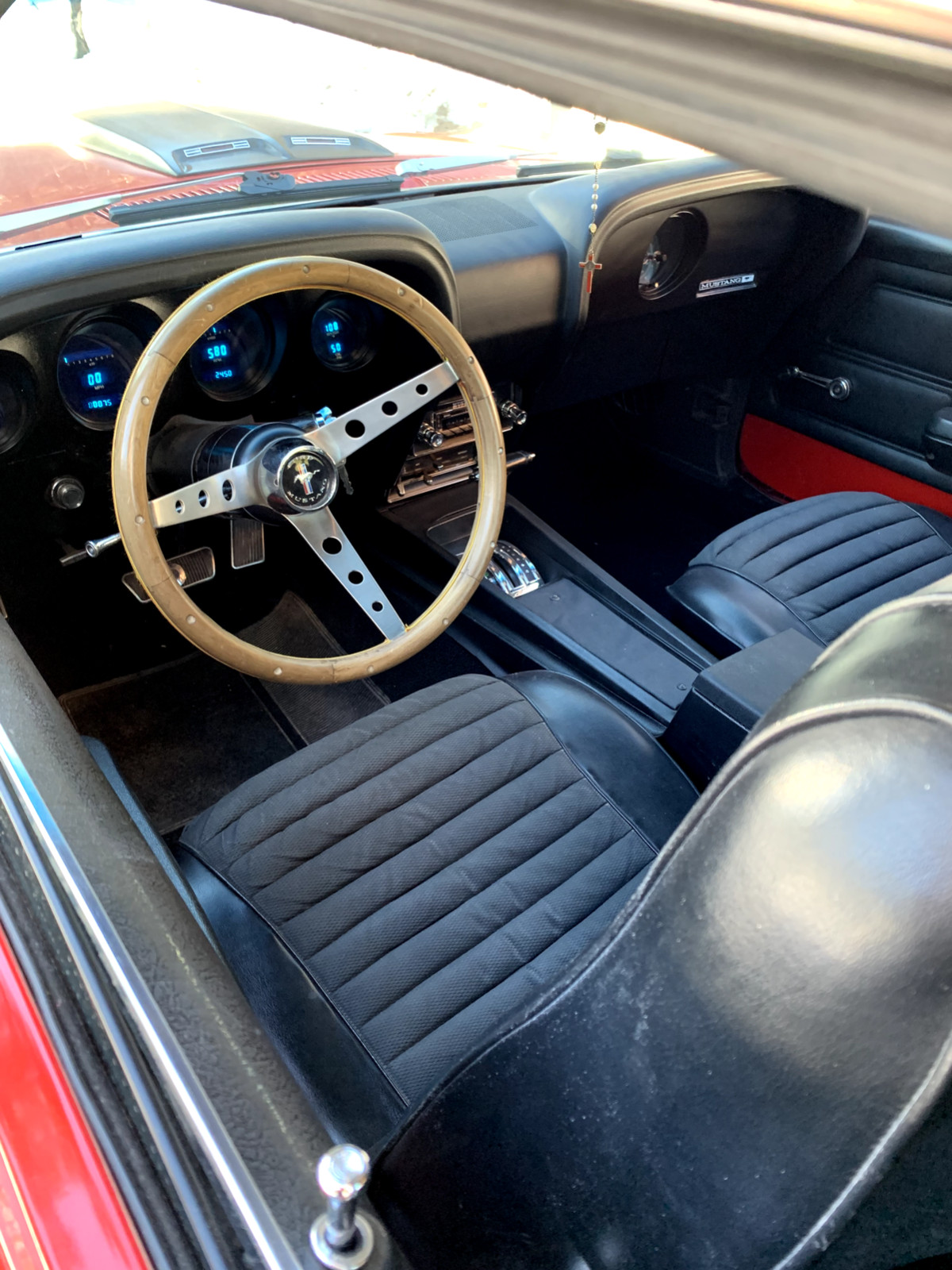 Ford-Mustang-1970-Fastback-22