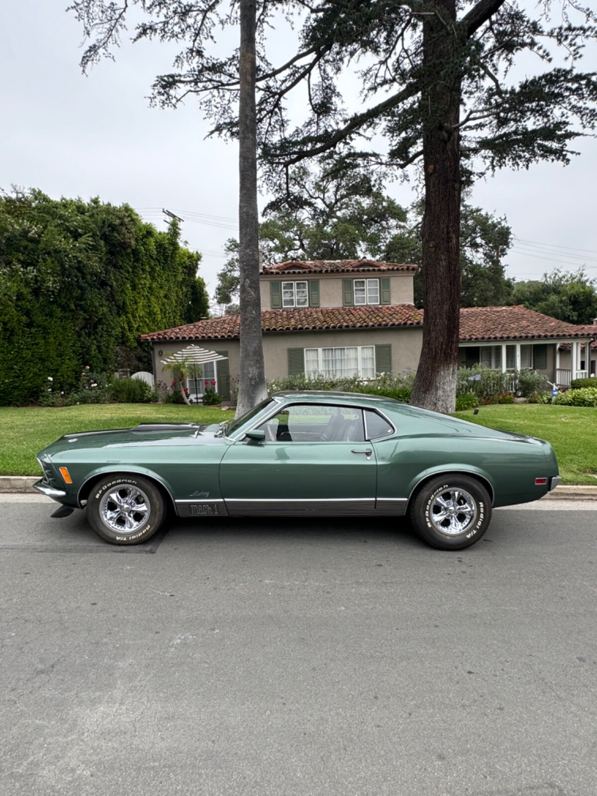 Ford-Mustang-1970-Fastback-3
